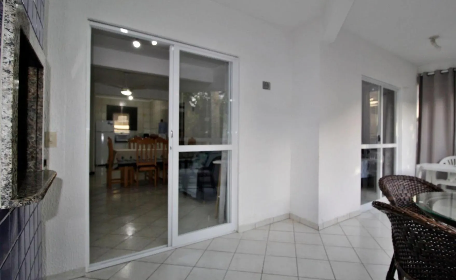 1031 - Apartamento Para Locacao Em Bombinhas - Residencial Solar Das Bromelias Apto 157