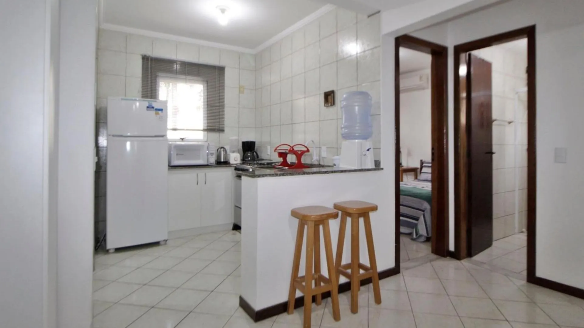 Apartament 1031 - Apartamento Para Locacao Em Bombinhas - Residencial Solar Das Bromelias Apto 157