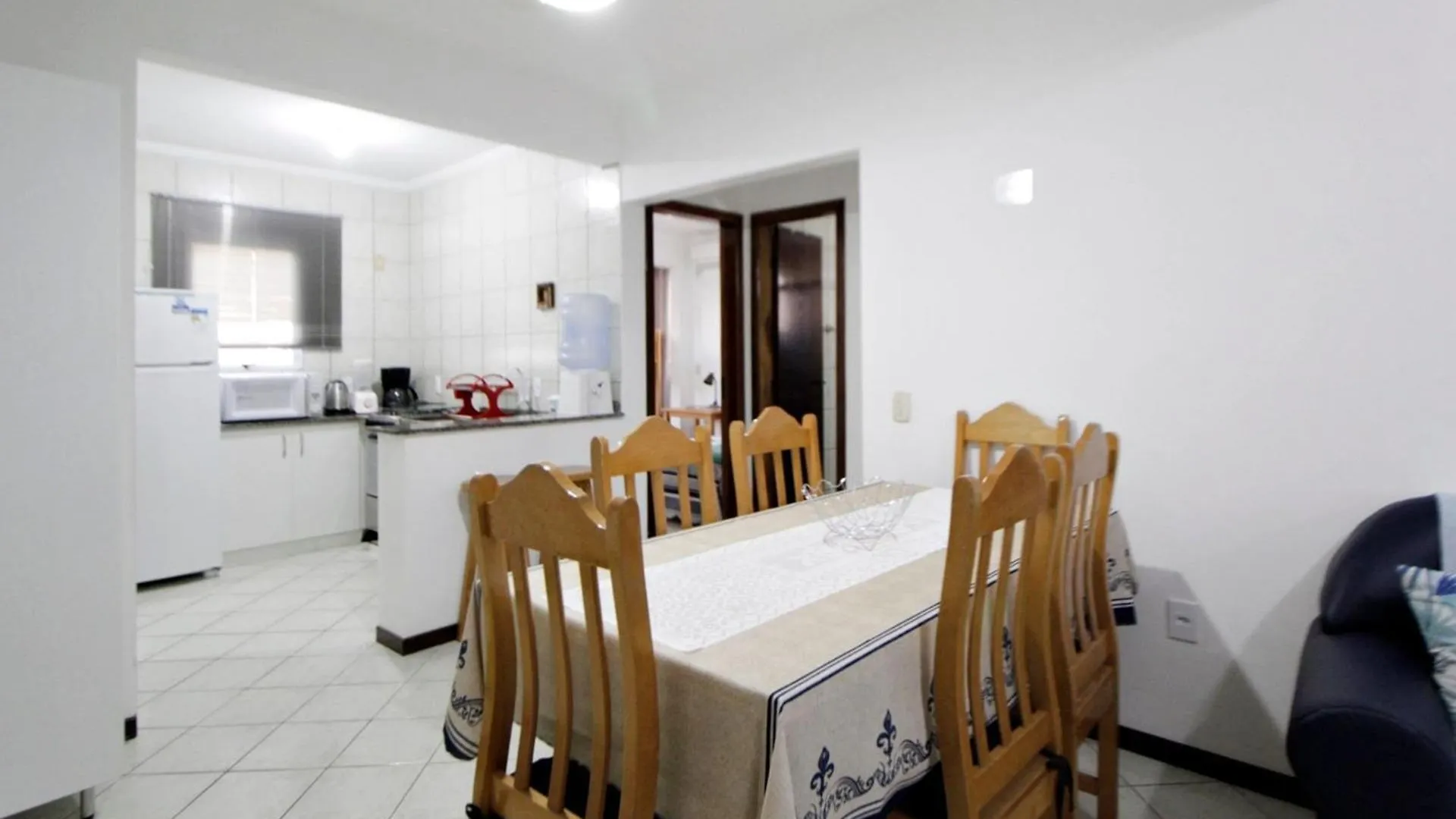 1031 - Apartamento Para Locacao Em Bombinhas - Residencial Solar Das Bromelias Apto 157 Apartament