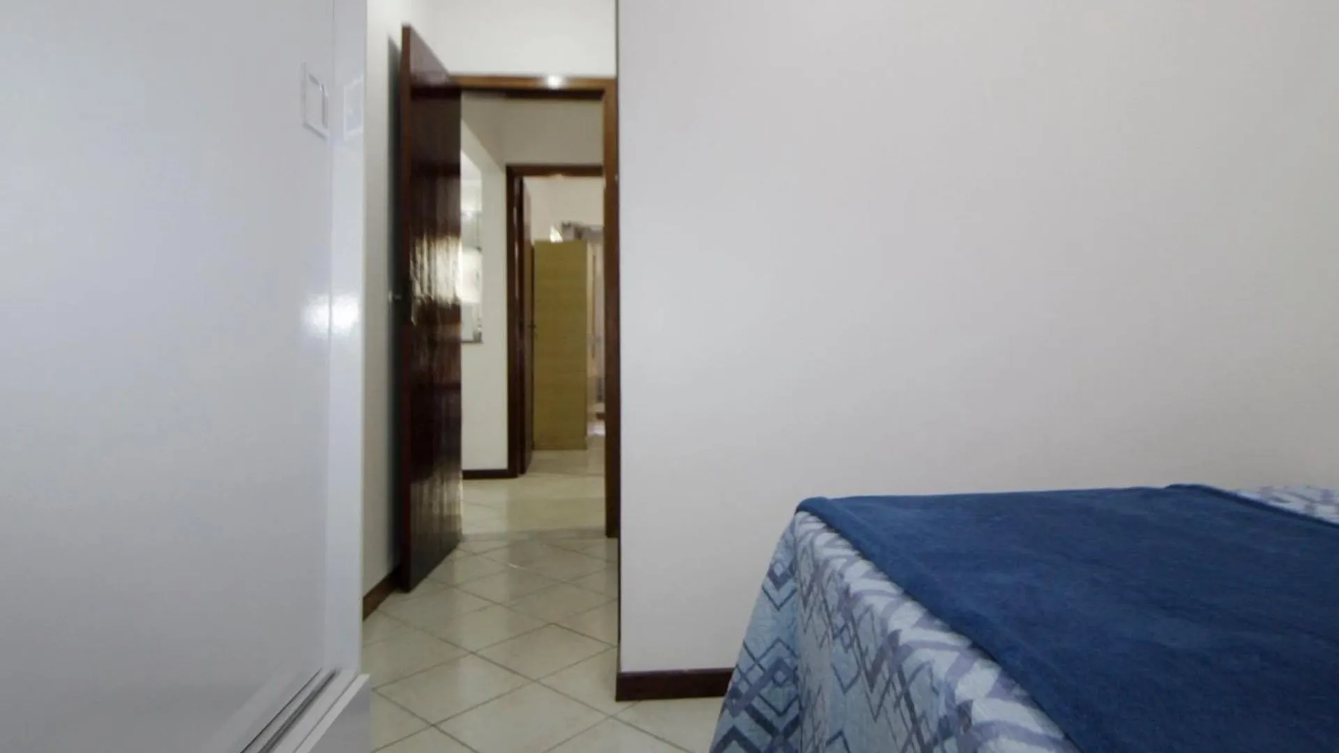 1031 - Apartamento Para Locacao Em Bombinhas - Residencial Solar Das Bromelias Apto 157 0*,  Brazylia